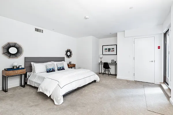 Sold by Compass | media 3