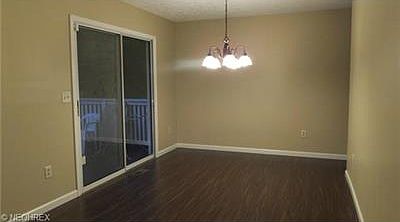 4th image of 1633 Artman Ave