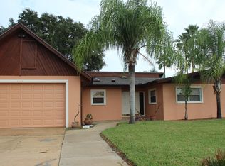 1041 Bali Rd, Cocoa Beach, FL 32931