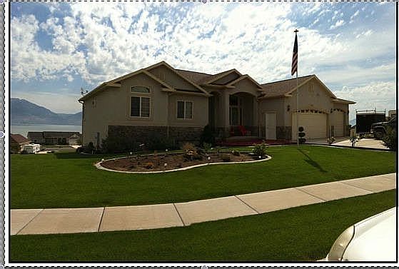 3878 Panorama Dr.