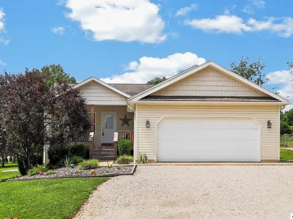 97 Baldwin Ct, Howard, OH 43028