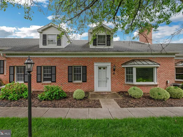 2026 Wyntre Brooke Dr #2026, York, PA 17403