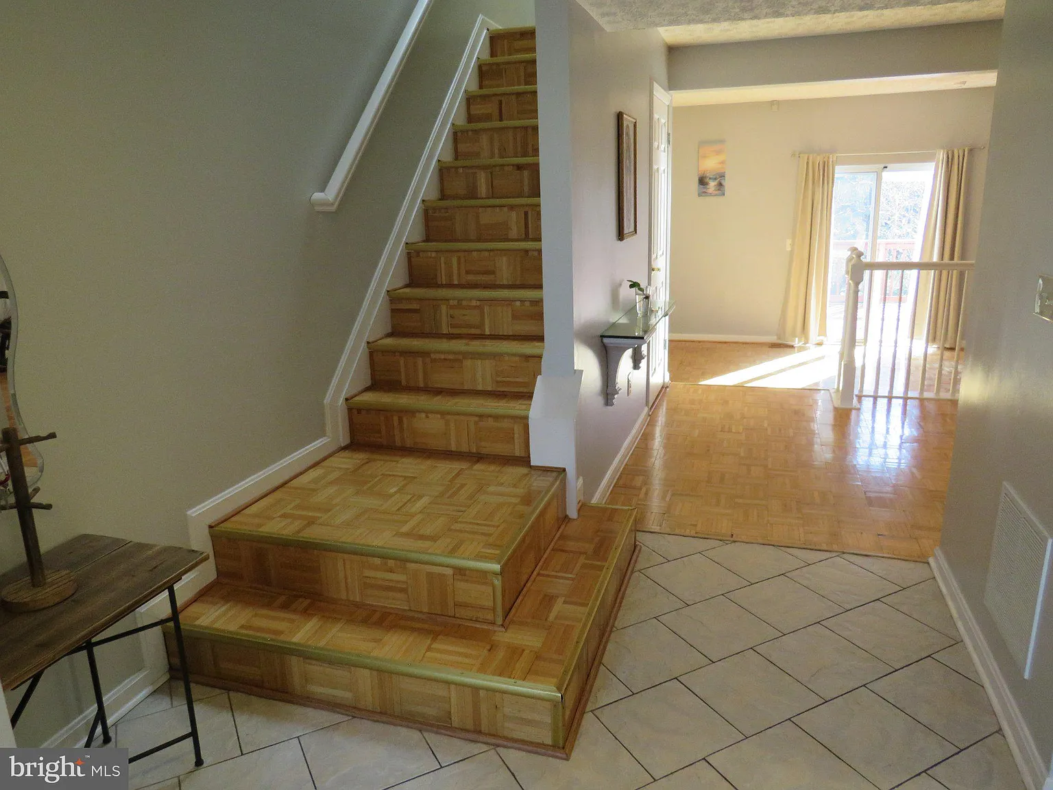 3 bed, 2.5 bath, 1800 sqft, $2,500 — Photo 4