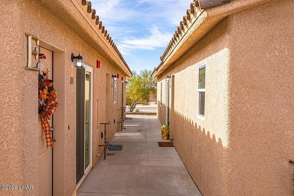1 bed, 1.0 bath, 600 sqft, $1,349 — Photo 2