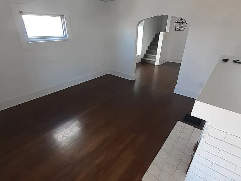 1054 Pritz Ave #1054 — Photo 6