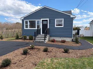 43 Abby Lane, Shirley, NY 11967