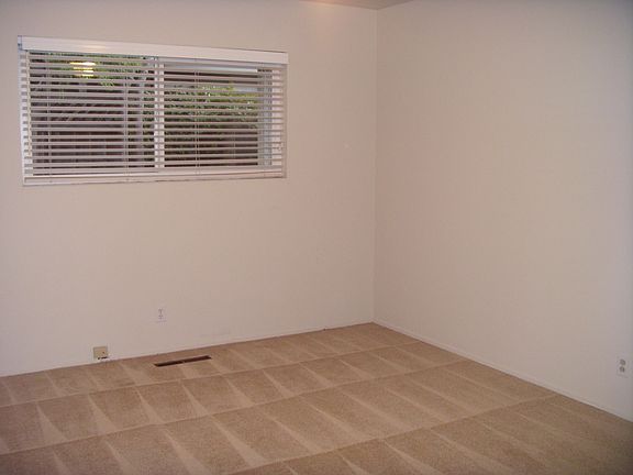 4th image of 7194 Coronado Dr
