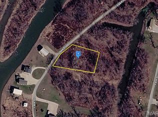 120 Lake Dr, Elsberry, MO 63343
