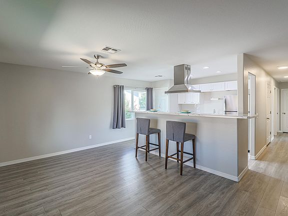 4th image of 3602 W Sierra Vista Dr