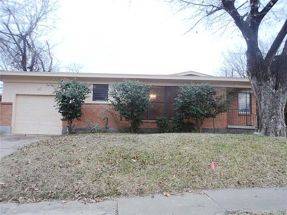 2nd image of 3521 Wicklow Ct