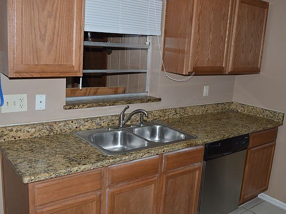 4th image of 14003 Village Terrace Dr