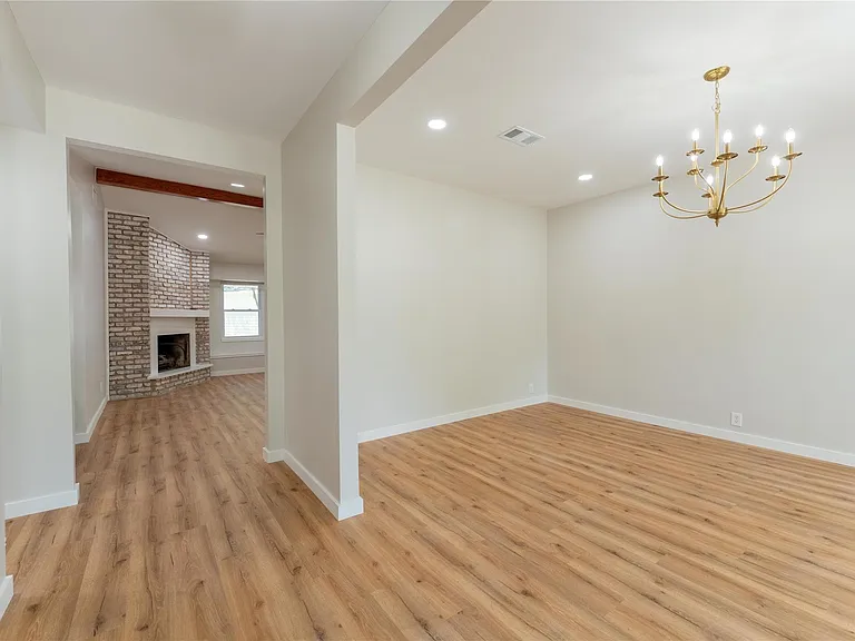 6119 S Braeswood Blvd — Photo 5