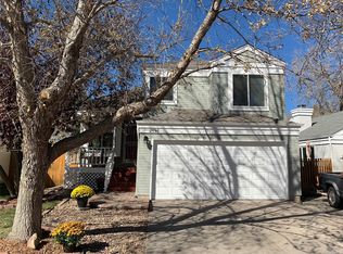 2696 S Deframe Cir, Lakewood, CO 80228