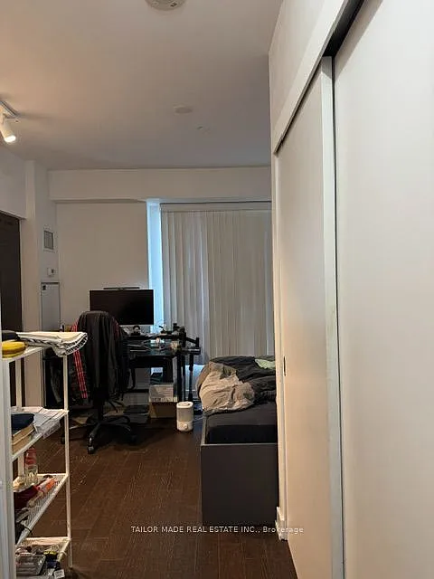 DNA 3 Condos — Photo 4