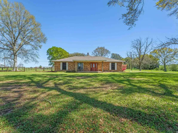 6314 Poydras Bayou Dr, Erwinville, LA 70729