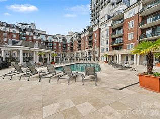 300 W 5th St APT 336, Charlotte, NC 28202