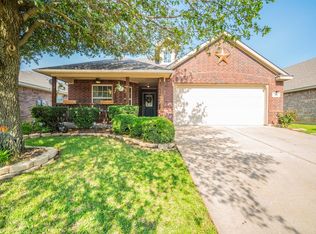 12128 Rowsley Ln, Burleson, TX 76028