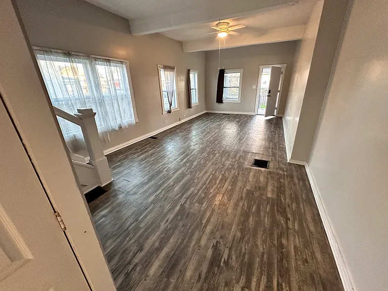 110 N Grant Ave — Photo 14