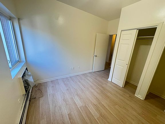 2nd image of 1447 Dekalb Ave APT 3F