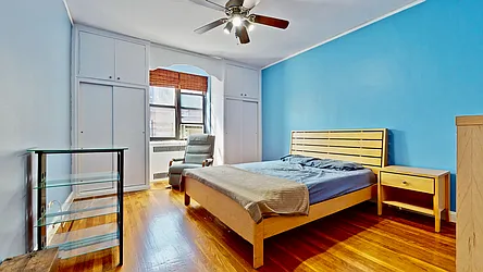 Sold by Bizzarro Agency