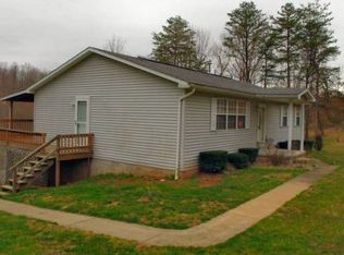 2687 Meadville Rd, Davisville, WV 26142