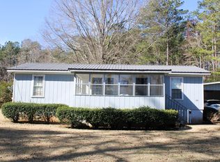 300 W Pine Lake Dr, West Point, GA 31833