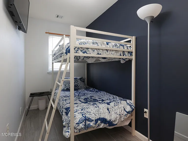 11 Peaksail Dr — Photo 14