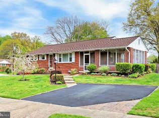 7436 Grumman Pl, Alexandria, VA 22306