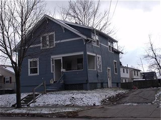 2nd image of 1110 E Archwood Ave