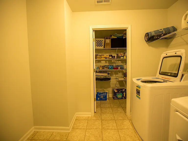 550 Catalina Grande Dr — Photo 11