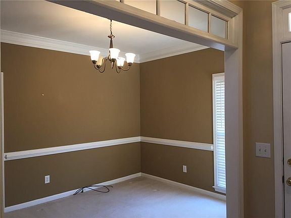 4th image of 2709 Stillwater Lake Ln