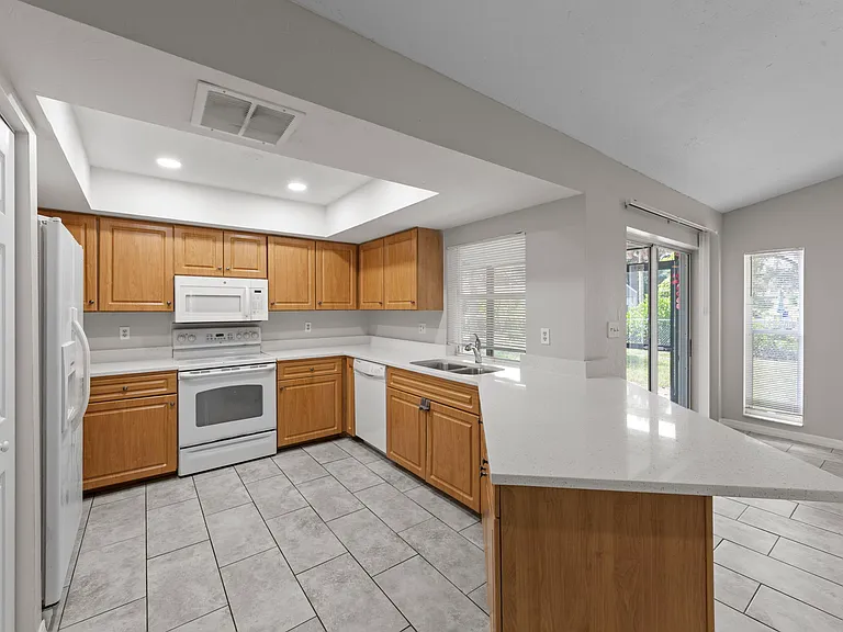 1206 Baldwin Pl — Photo 12
