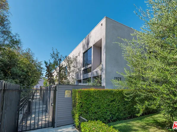 1327 Havenhurst Dr APT 8, West Hollywood, CA 90046