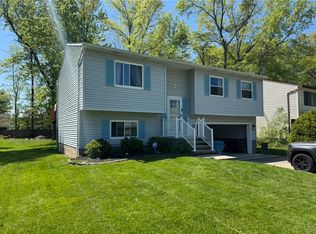 38230 Parkway Blvd, Willoughby, OH 44094