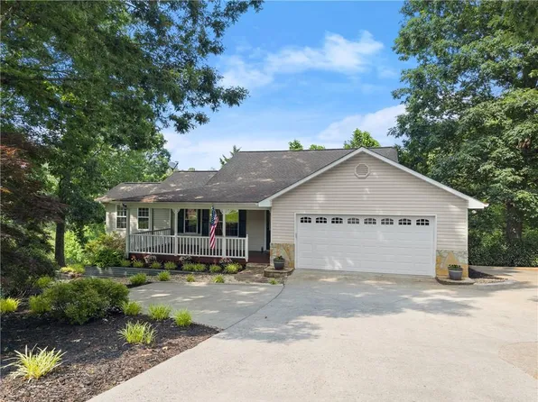 241 Cook St, Alto, GA 30510