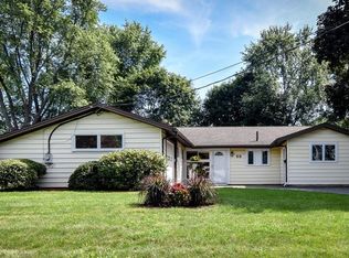 52 Lohnes Rd, Framingham, MA 01701