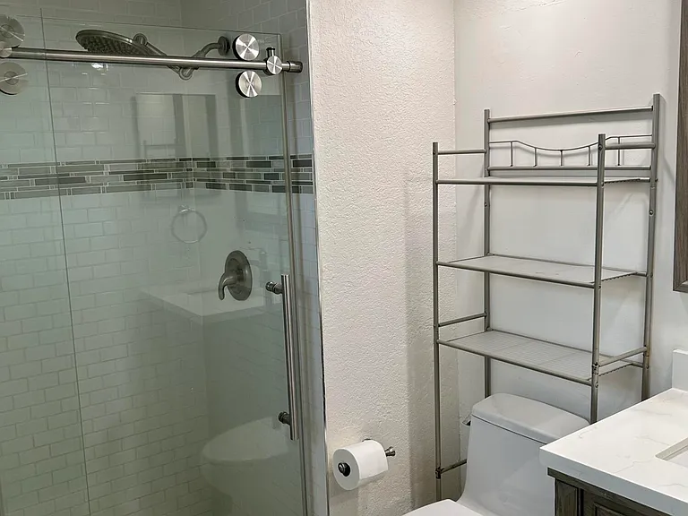 6162 Amberwoods Dr — Photo 21