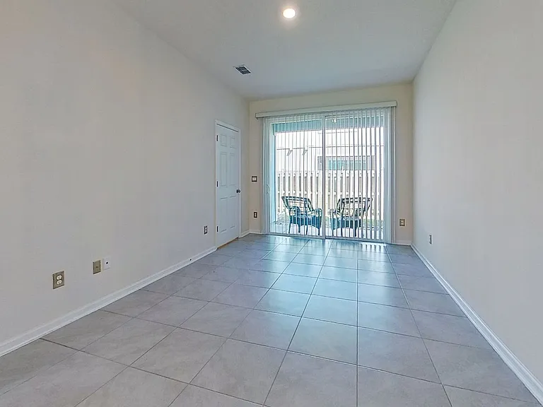 106 Red House Cir — Photo 8