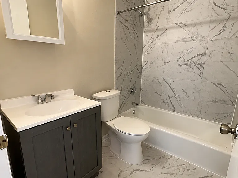 2907 E Grange Ave — Photo 10