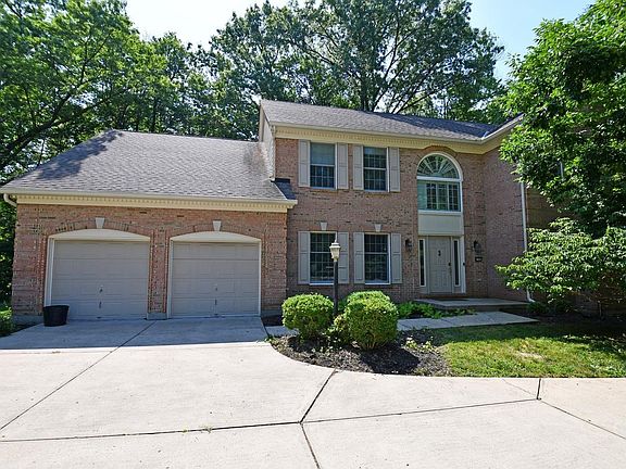 2nd image of 8384 Kenwood Rd