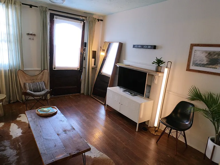 815 Franklin Ave — Photo 4