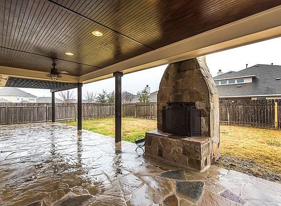 4th image of 4321 Rolling Water Dr