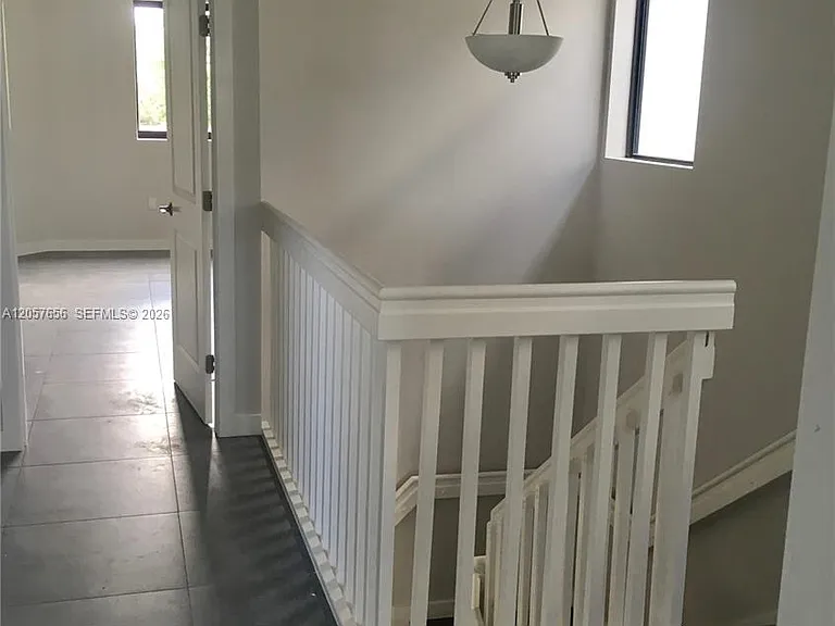 3670 SW 69th Ave — Photo 6