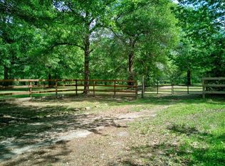 195 County Road 916, Buna, TX 77612