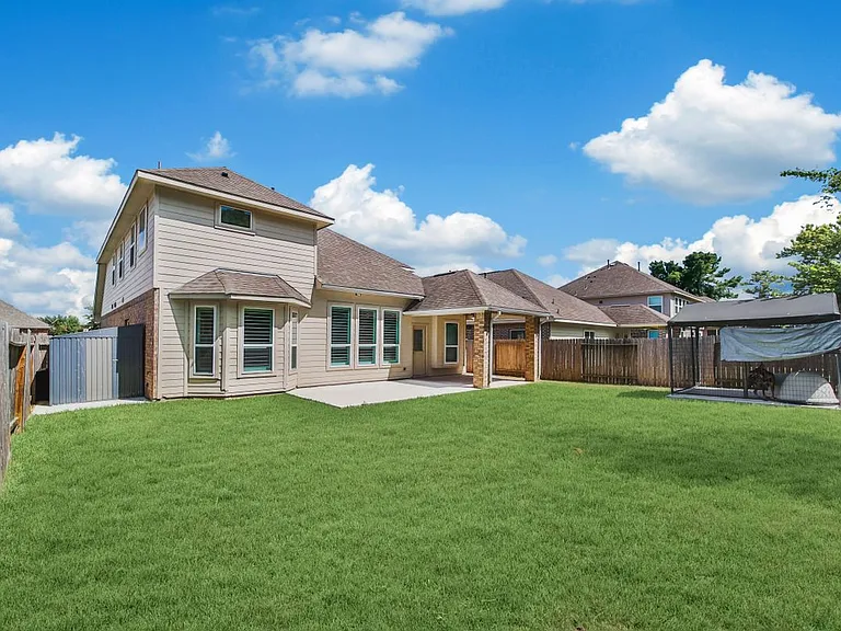 26028 Hasting Ridge Ln — Photo 44