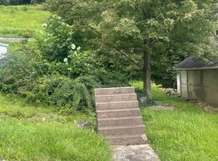 80 Oakford Ave, Richwood, WV 26261