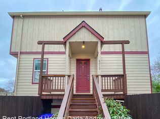 8013 SE Morrison St, Portland, OR 97215