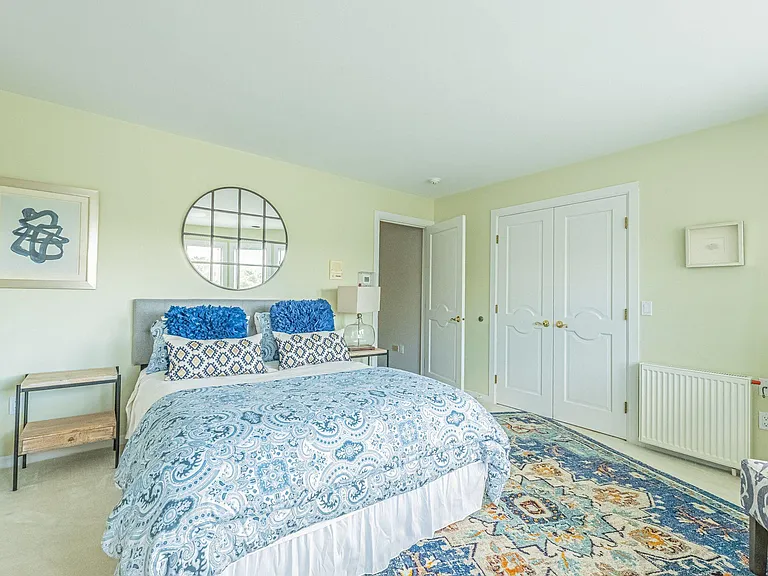 20 Shore Rd — Photo 44