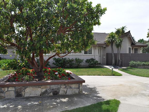 5th image of 375 Moreton Bay Ln Unit 3