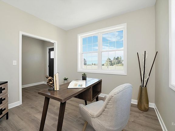 3rd image of 3798 Marigold Dr #1